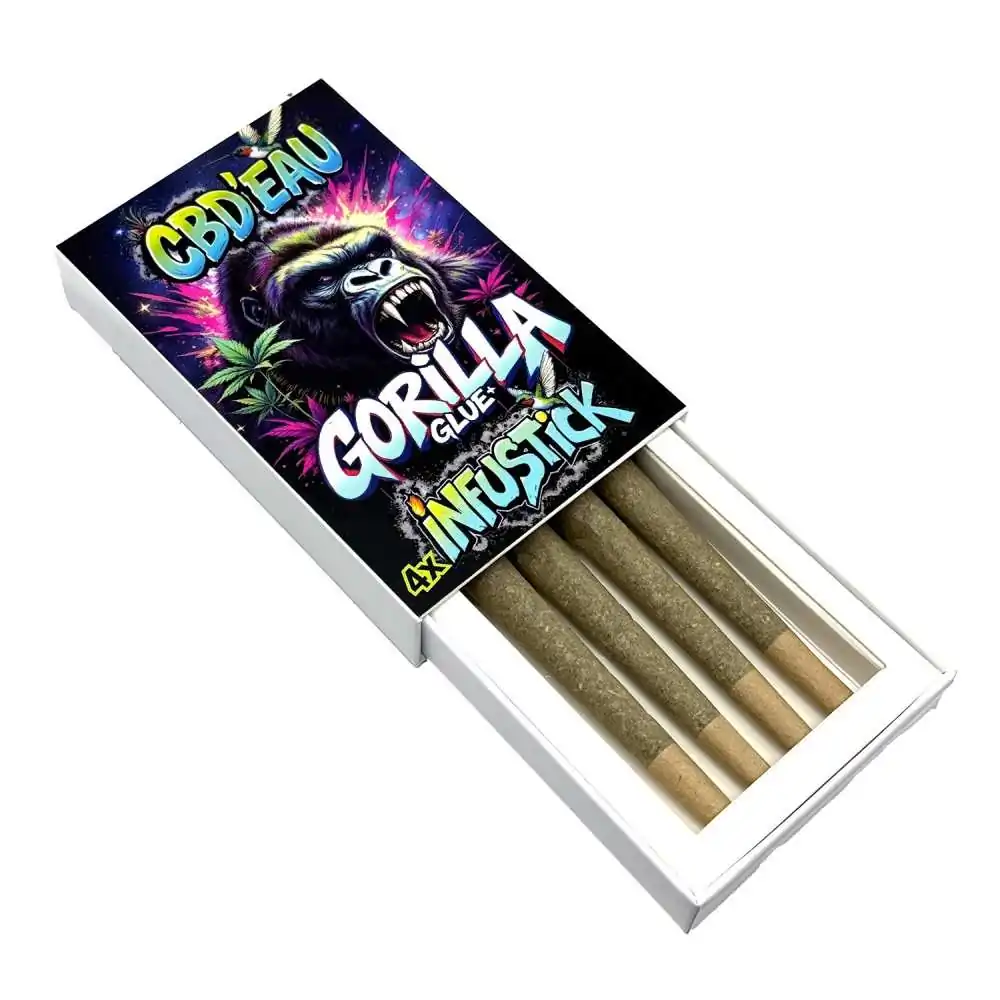 Emballage de 4 infusticks CBD Gorilla Glue 7%, marque CBD'EAU, avec image de gorille Emballage de 4 infusticks CBD Gorilla Glue 7%, marque CBD'EAU, avec image de gorille