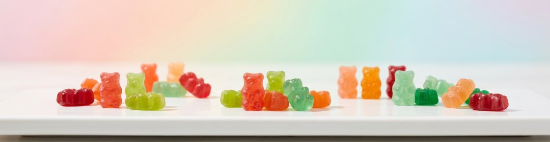 Gummies THC colorés en forme d'oursons, effets et durée des bonbons au THC